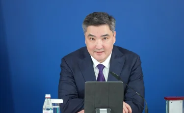 Олжас Бектенов обсудил с бизнесменами проект новой Конституции