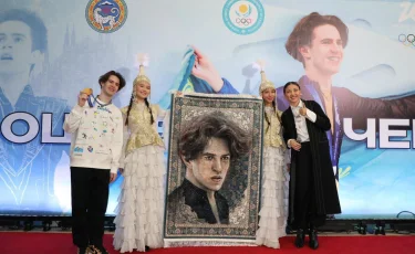 Алматы XXV қысқы Олимпиада ойындарының чемпионы Михаил Шайдоровты қарсы алды