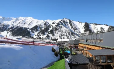 Сотрудники горнолыжного курорта поддержали конституционные реформы