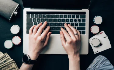 Организаторов интернет-казино объявили в международный розыск