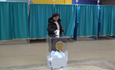 Астана задает темп: явка в столице на референдуме приблизилась к 57%