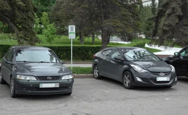Платные парковки: за год в мегаполисе выявлено около 500 тысяч неплательщиков
