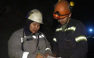 Шахтадағы жұмысымды ән айтып жеңілдетем - Ақерке Өскембек