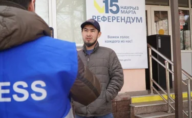 Абай Кунанбаев проголосовал на участке №366 в Медеуском районе