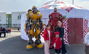 Маленькие гости большого праздника: детский Наурыз в Алматы