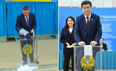 Олжас Бектенов пен Ерлан Қошанов республикалық референдумда дауыс берді