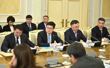 Касым-Жомарт Токаев призвал развивать IT-бизнес и ускорить внедрение ИИ в промышленность