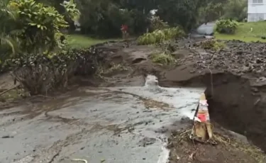 Гавайи столкнулись с сильнейшим за 20 лет наводнением