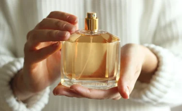 Ольфакторная память: почему запахи вызывают сильные воспоминания