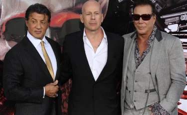 Без крыши над головой: звезду Голливуда выселили из дома по решению суда