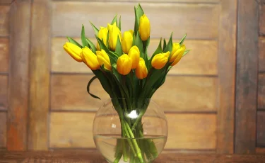 Чтобы цветы не завяли на следующий день: как продлить жизнь букету