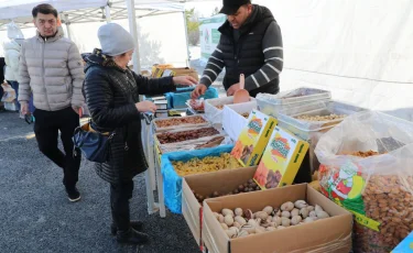 24 ярмарки и тысячи посетителей: алматинцы совмещают голосование и покупки