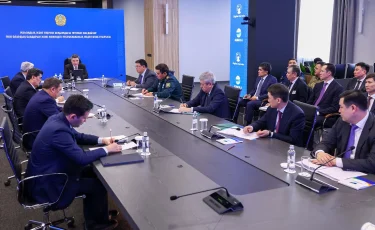Олжас Бектенов провел заседание Республиканского оперативного штаба по ликвидации ЧС