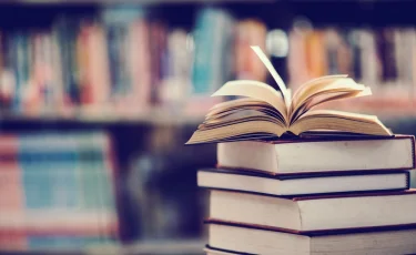 Названы самые популярные книги, которые чаще всего читают казахстанцы