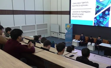 Правовой диалог: студентам разъяснили риски кибермошенничества и ответственность за участие в схемах