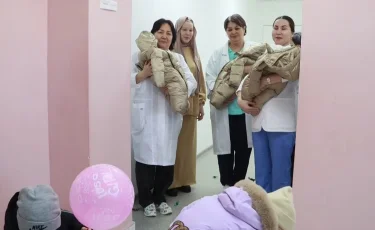 Атырауда референдум қарсаңында екі бірдей үшем дүниеге келді