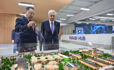 Глава государства посетил Казахский национальный университет имени аль-Фараби