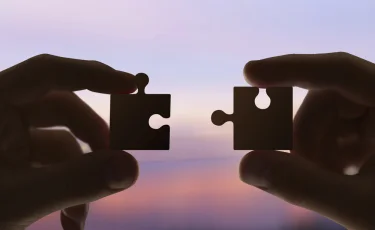 Феномен парасоциальных отношений: почему мы любим тех, кого не знаем