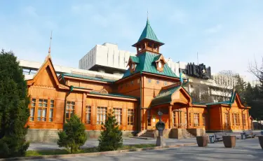 Музей народных музыкальных инструментов имени Ыхласа в Алматы перешел на новый график работы