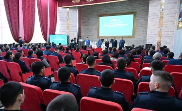 Новая Конституция – основа правовой системы и развития общества