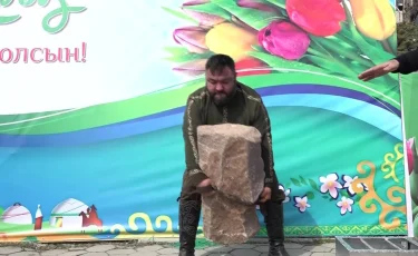 Қажымұқанның елінде балуандар тас көтеріп, дәстүрді жаңғыртты