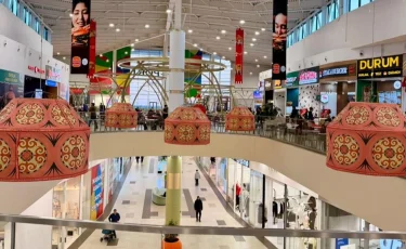 Праздничные скидки к Наурызу: в Алматы проходит акция Nauryz Sale