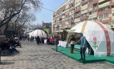 На «Арбате» продолжают отмечать Наурыз