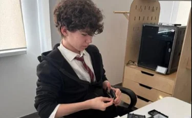 Астанада мектеп оқушысы компьютер құрастырып шығарды