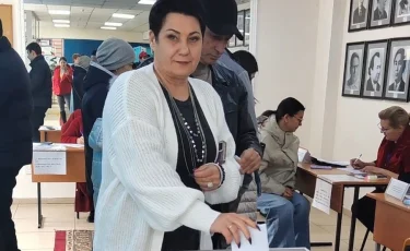 Олимпийская чемпионка Ольга Шишигина приняла участие в референдуме в Алматы