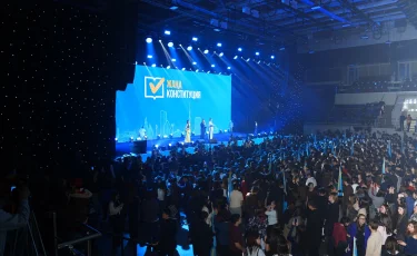 Jas Stars: Алматыда референдумды қолдауға бағытталған ауқымды концерт өтті