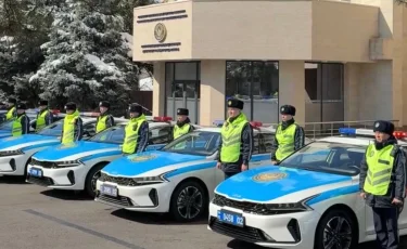 Полиция совместно с представителями общественности провела рейд в Алматы