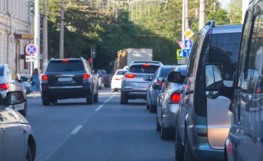 Көлік салығын төлеуге санаулы сағаттар қалды: борышкерлерді қандай жаза күтіп тұр?