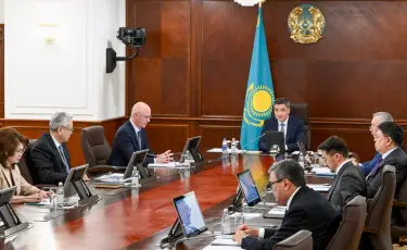 Олжас Бектенов поручил госорганам обеспечить реализацию Плана мероприятий по разъяснению Конституции РК