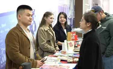 Қытайда білім алу: Алматыда ІІІ халықаралық көрме өтті