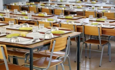 Бешбармак в школьной столовой: в Астане обновили меню для учеников