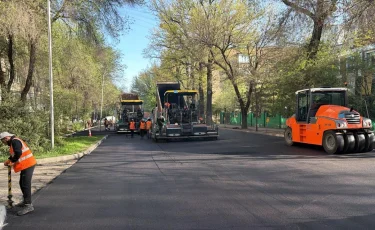 Алматыда 22 мың шаршы метрден астам жол төсемі жөнделеді