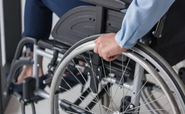 Қазақстанда мүгедектерге арналған оңалту құралдарын беру жүйесі өзгереді