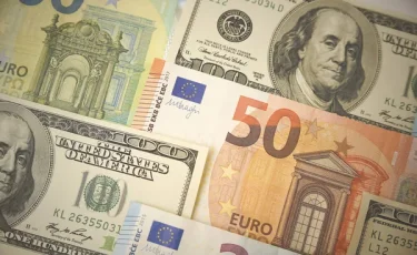 Курс валют в обменниках Алматы и Астаны 14 апреля