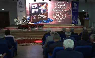 Теміржолдағы тегеурінді әулет: Алматыда жол шеберінің еңбек жолы дәріптелді