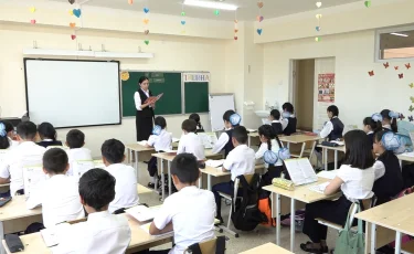 В Алматы внедряют новые стандарты экологической культуры и правовой грамотности школьников