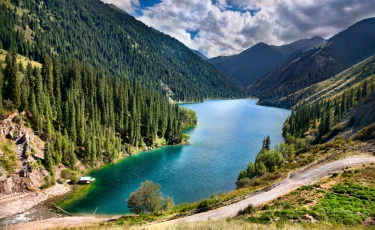 Погода в городах Казахстана: где ждать заморозки и дожди 27 апреля