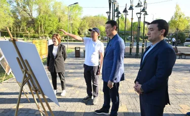 Аким Алматы ознакомился с проектами благоустройства в Жетысуском районе и поручил усилить участие бизнеса