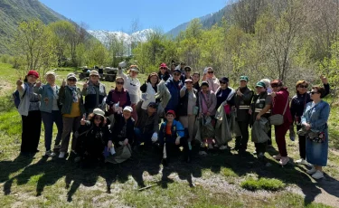 «Таза Қазақстан»: в ущелье Аюсай Алматы прошёл субботник