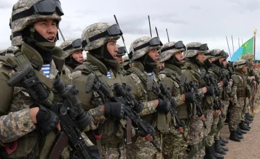 Минобороны Казахстана обновило правила выплат военнослужащим: что изменилось