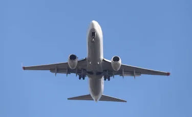 Казахстан возобновляет авиасообщение с Арменией