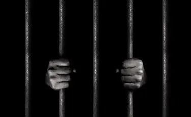 Пожизненное вместо двух лет: в ВКО изменили приговор насильнику 13-летней девочки