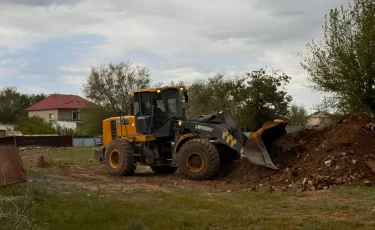 Қонаевта 30 жыл жиналмаған қоқыс үйінділері тазаланды