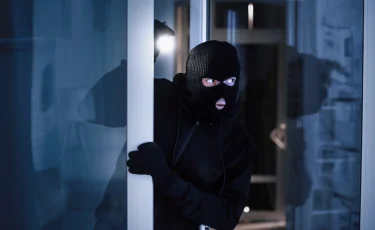 Безопасность квартиры: как выбрать надежный замок и сигнализацию