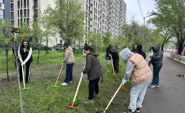 Төле би мен Райымбек көшелері аралығында Үлкен Алматы өзенінің жағалауы тазартылды