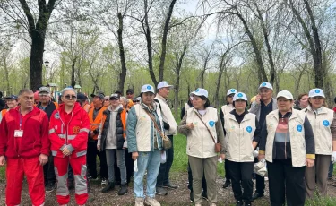 Свыше 2 тыс. жителей приняли участие в субботнике в Турксибском районе Алматы